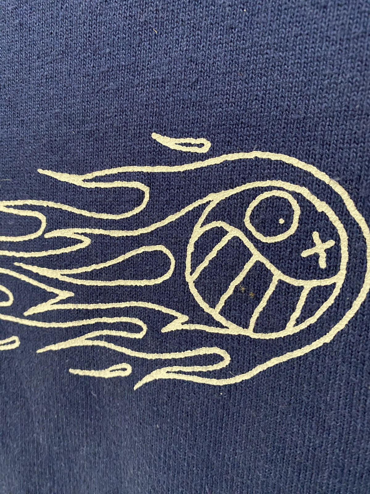 Futura × Subware 🔥 Rare!! 44/200 Limited Andre Saraiva mr a flame sign Size US M / EU 48-50 / 2 - 6 Thumbnail