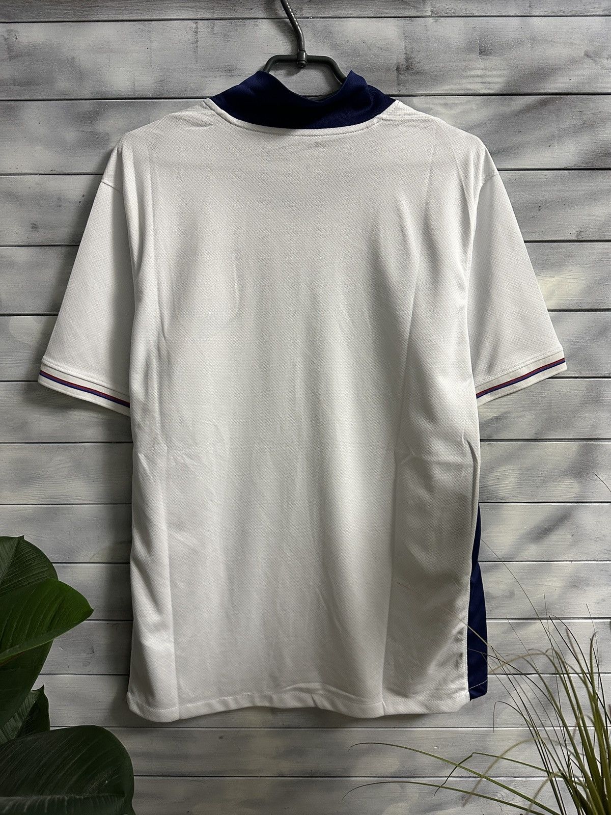 Nike Vintage T-Shirt Nike England Soccer Jersey Football Swoosh Size US XL / EU 56 / 4 - 8 Thumbnail
