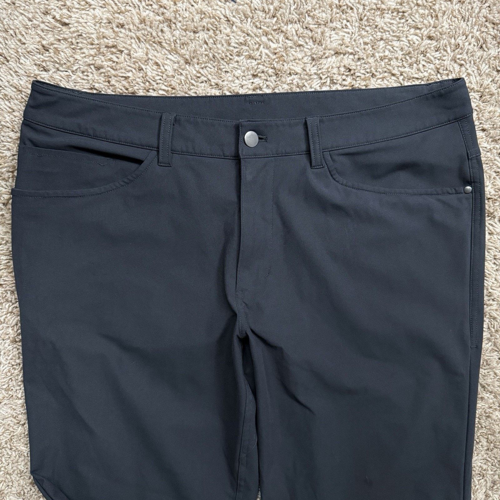 Lululemon LuluLemon ABC 5 Pocket Athletic Pants Black Chino Gym Casual Size US 34 / EU 50 - 7 Thumbnail