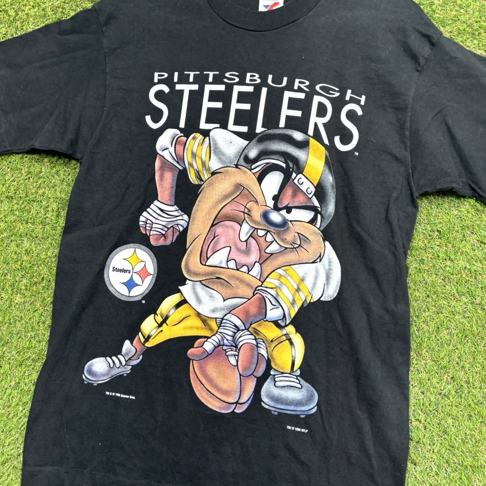 NFL VINTAGE Pittsburgh Steelers Taz Shirt Mens Large Warner Bros NFL Single Stitch Shirt Mens L Black 1990s 90s Sports Mens Size US L / EU 52-54 / 3 - 3 Thumbnail
