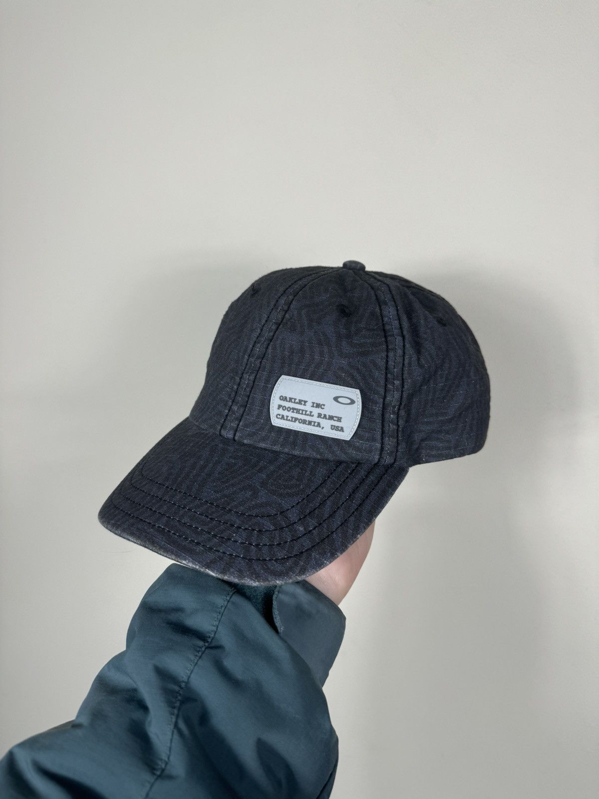 Japanese Brand × Oakley × Vintage Vintage Oakley Camo Cap Size ONE SIZE - 1 Thumbnail