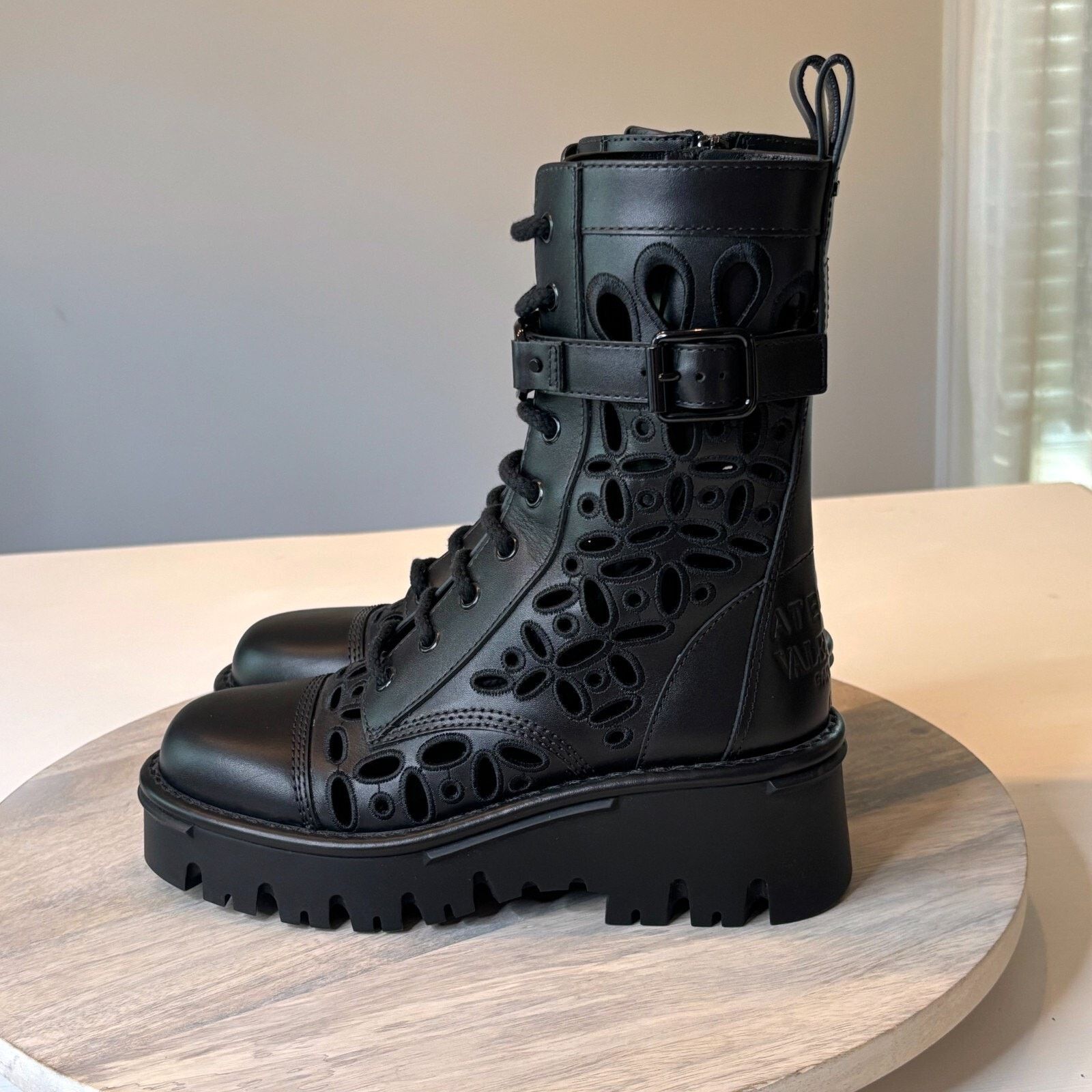Valentino Valentino Atelier San Gallo Combat Boots EU Size 35 US 5 Size US 5 / IT 35 - 2 Thumbnail