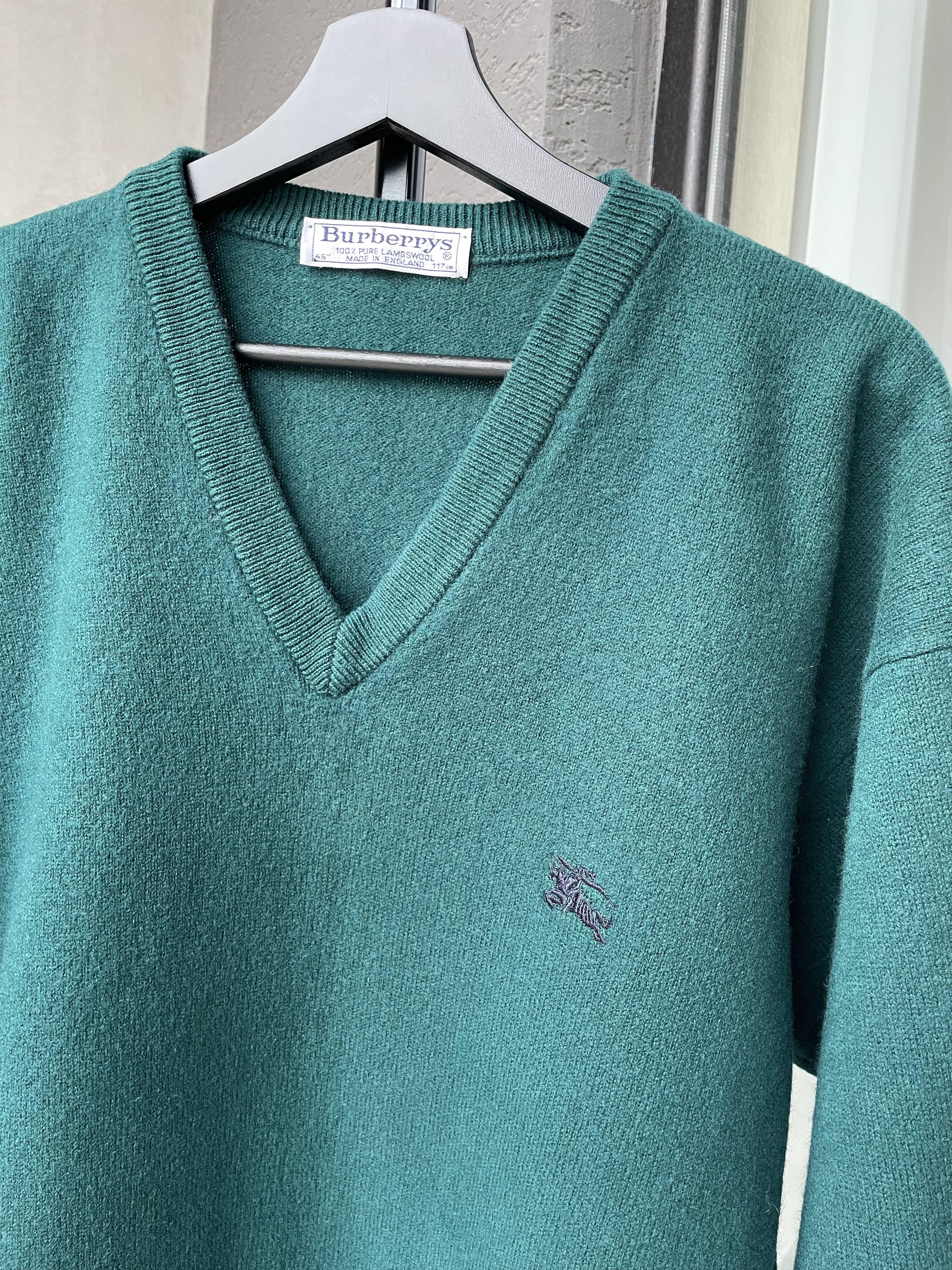 Burberry × Vintage Burberrys Sweater Knit Wool Jumper V-Neck Pullover Vintage Size US M / EU 48-50 / 2 - 4 Thumbnail