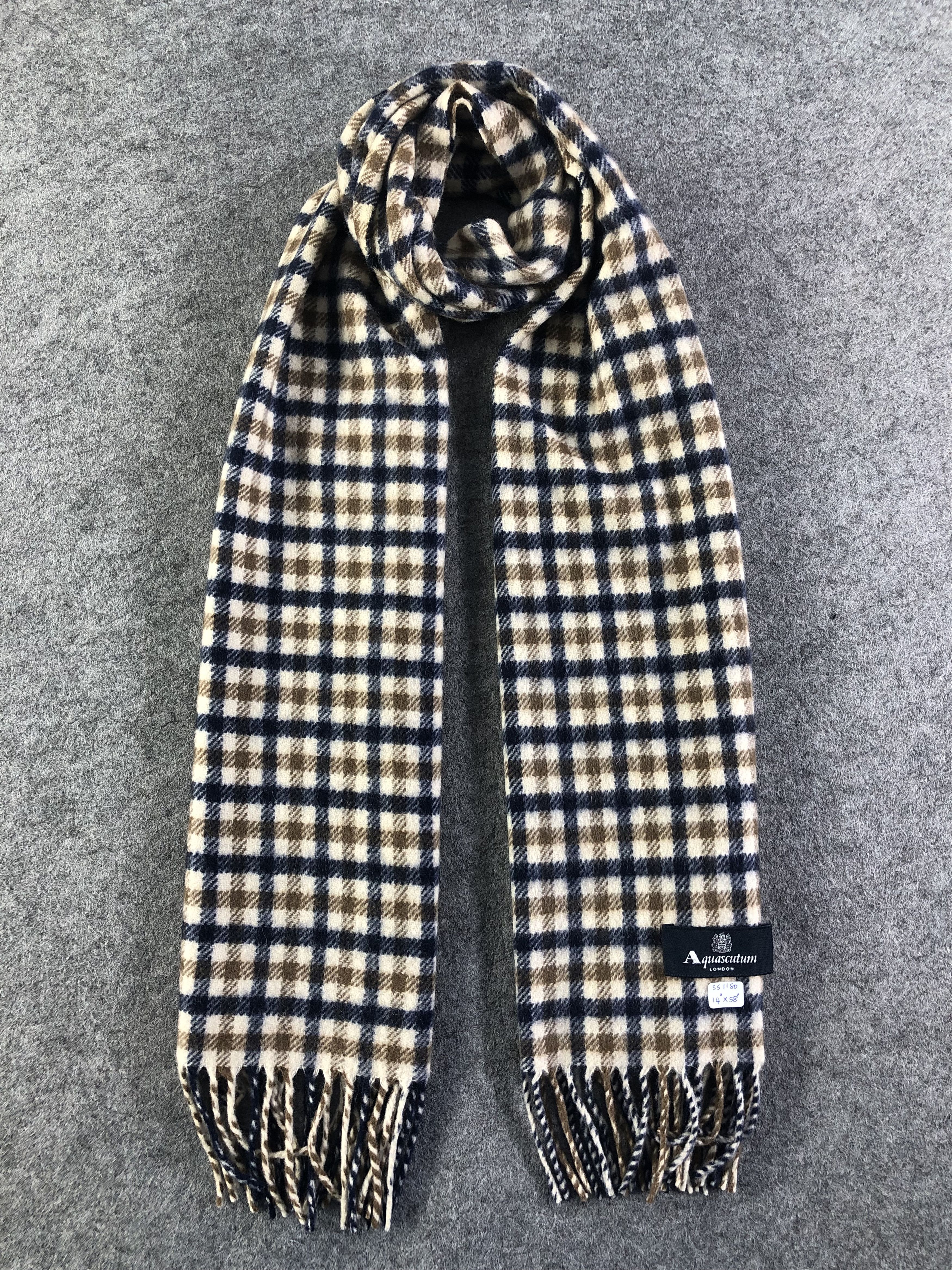 Aquascutum Aquasqutum Scarf / Muffler / Neckwear SS1180 Size ONE SIZE - 1 Thumbnail