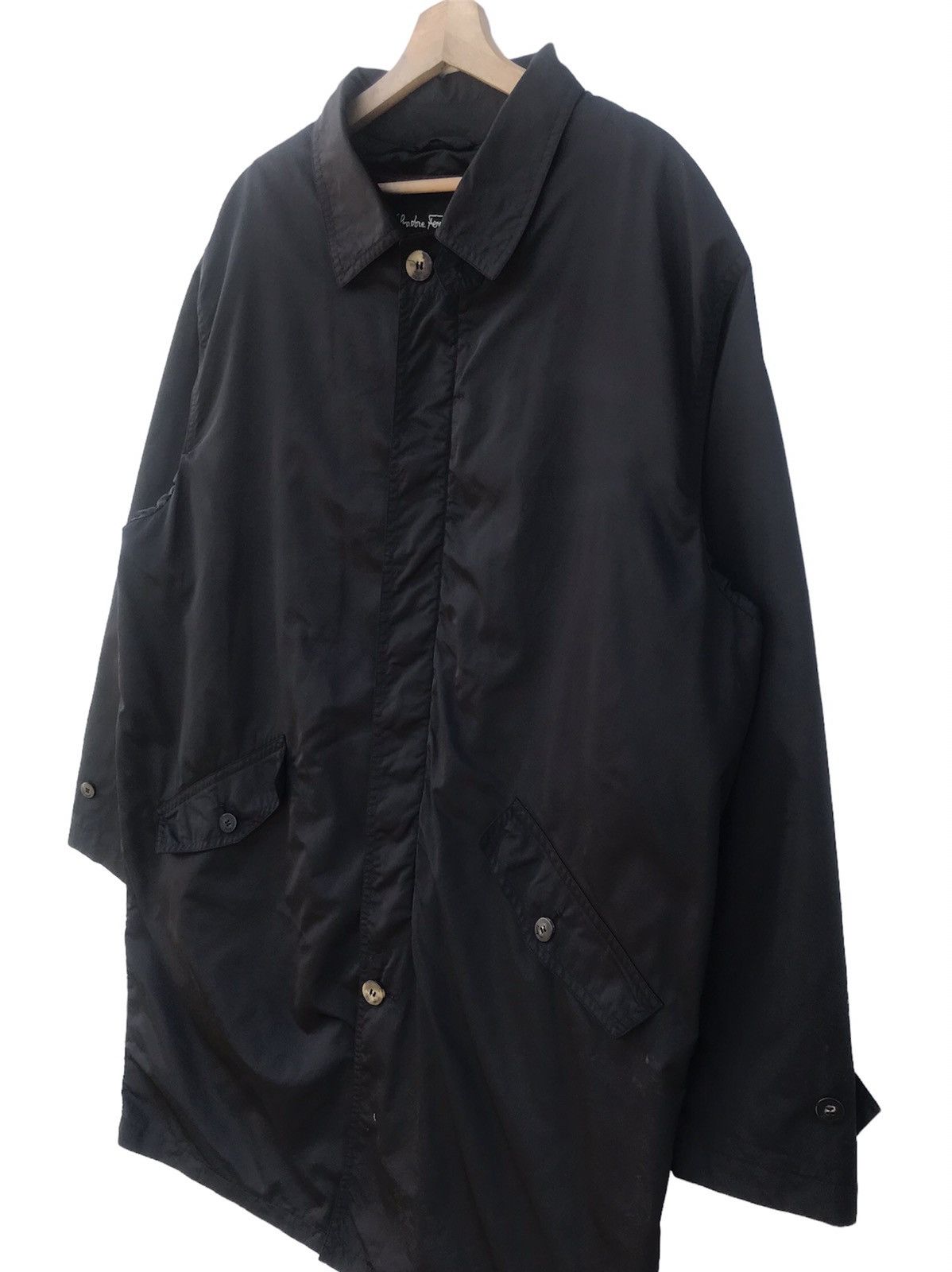 Salvatore Ferragamo Salvatore Ferragamo Italy Archival Long Coat Model T7500 Size US L / EU 52-54 / 3 - 7 Thumbnail
