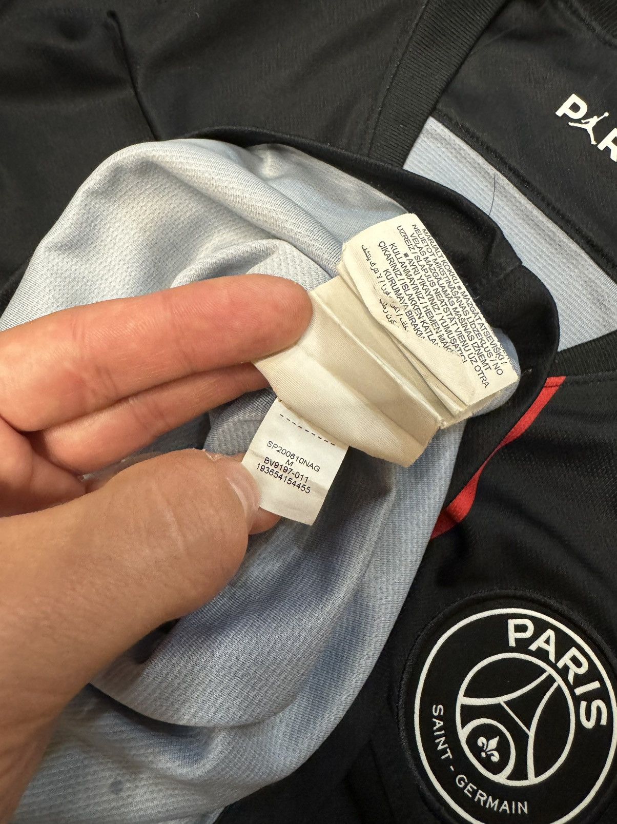 Jordan Brand Nike Air Jordan PSG 2019/2020 Special Soccer Jersey Size US M / EU 48-50 / 2 - 8 Thumbnail