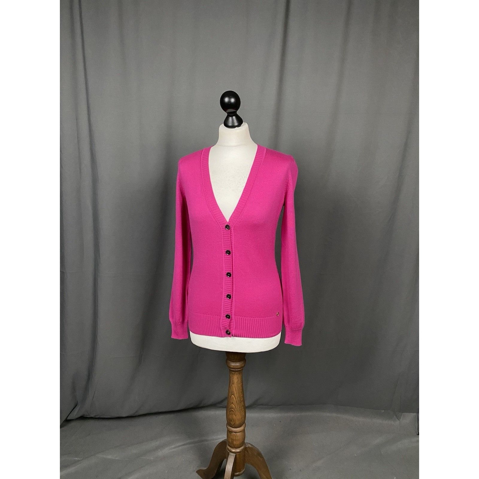 Gucci MINT! Gucci Women's Pink Wool Cardigan Sweater Size XS Size XS / US 0-2 / IT 36-38 - 2 Thumbnail
