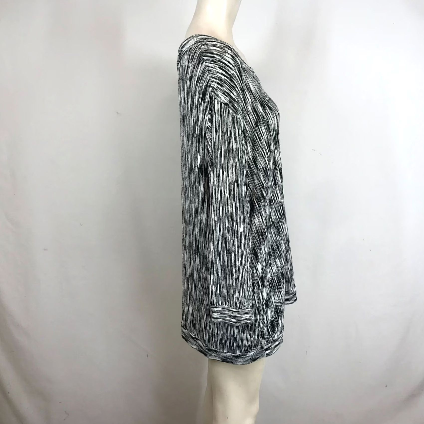 Jones New York Jones New York Women's 3X Black/White Round Neck 3/4 Sleeve Rayon Blend Top Size XXL / US 16-18 / IT 52-54 - 4 Thumbnail