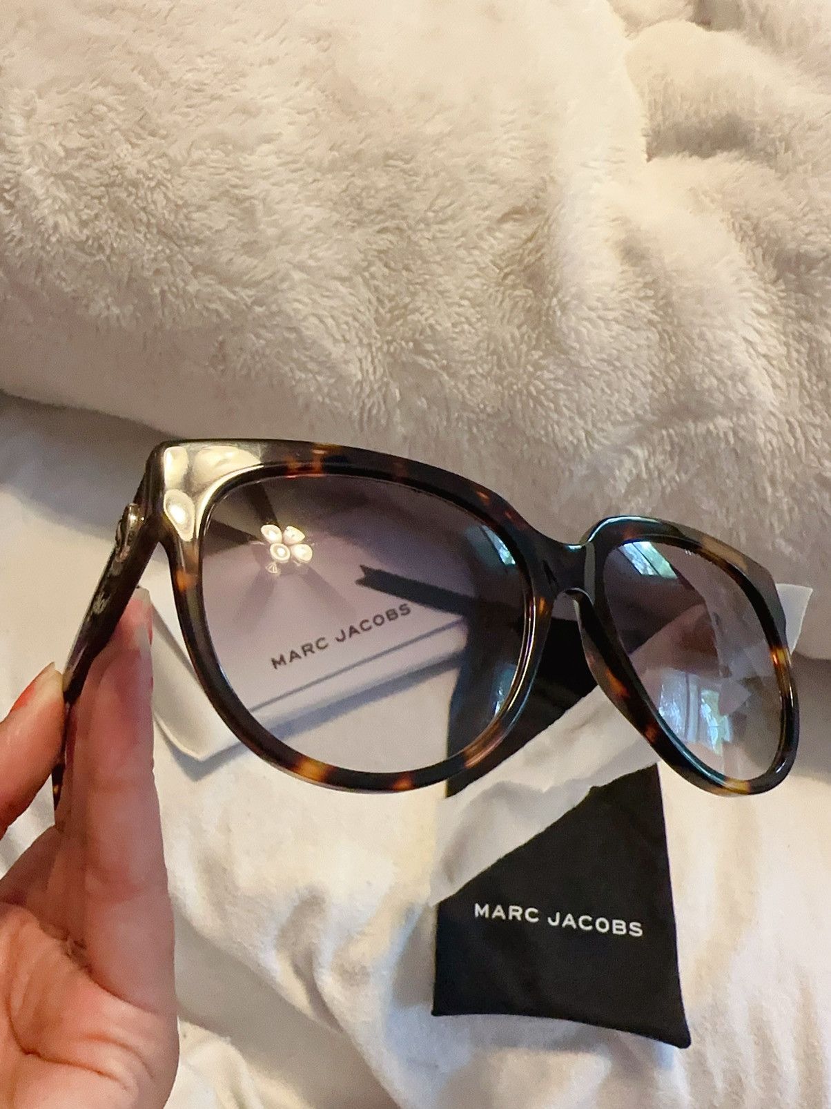 Marc Jacobs Marc Jacobs Havana Rounded Sunglasses Grey Gradient Lens Size ONE SIZE - 5 Thumbnail