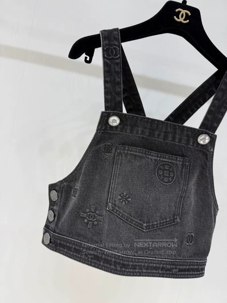 Chanel Chanel Embossed double C denim vest Size S / US 4 / IT 40 - 2 Thumbnail