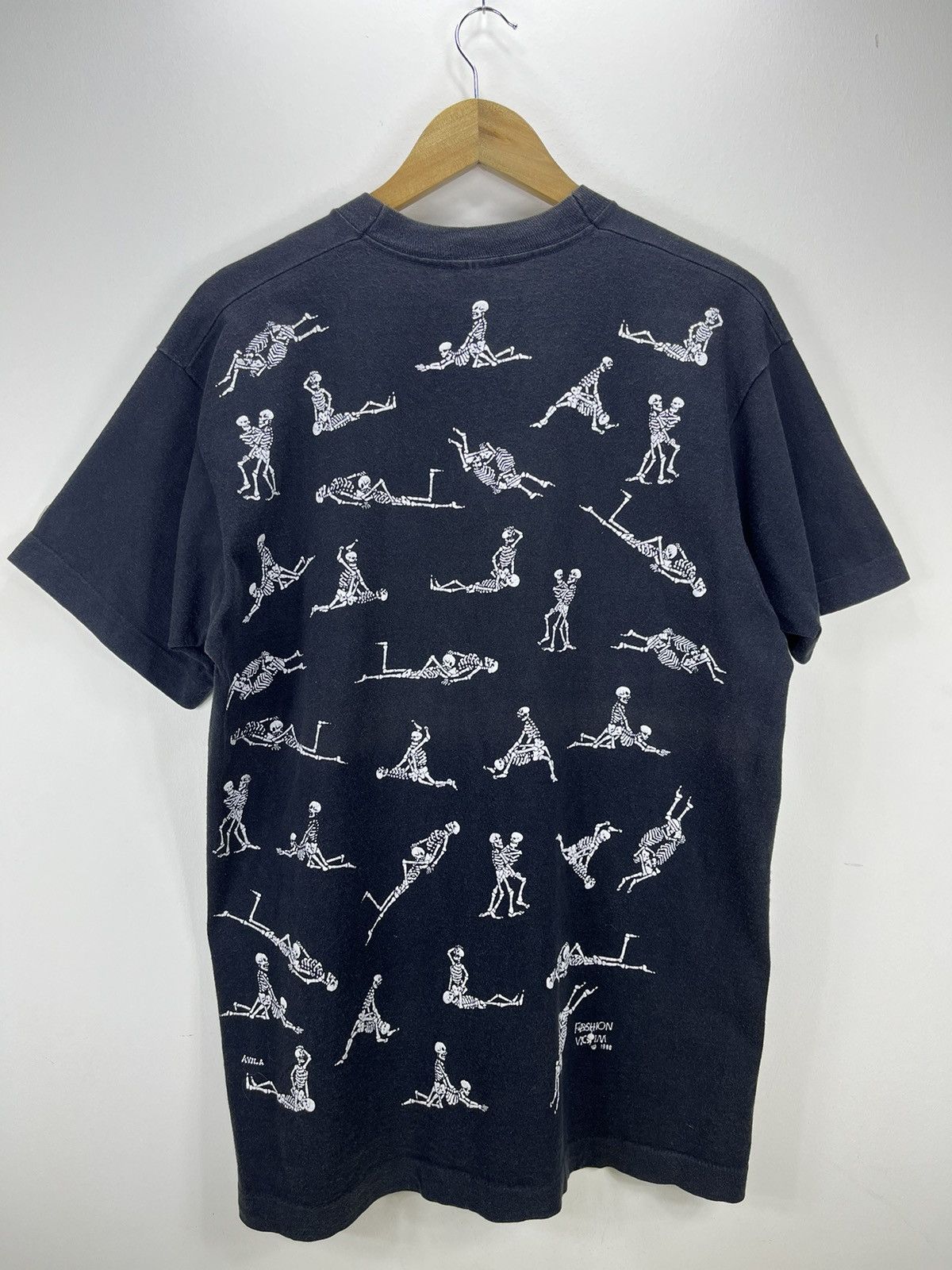 Fashion Victim × Vintage Fashion Victim Skulls 18sx Over Print Glow in The Dark Rare Size US L / EU 52-54 / 3 - 8 Thumbnail