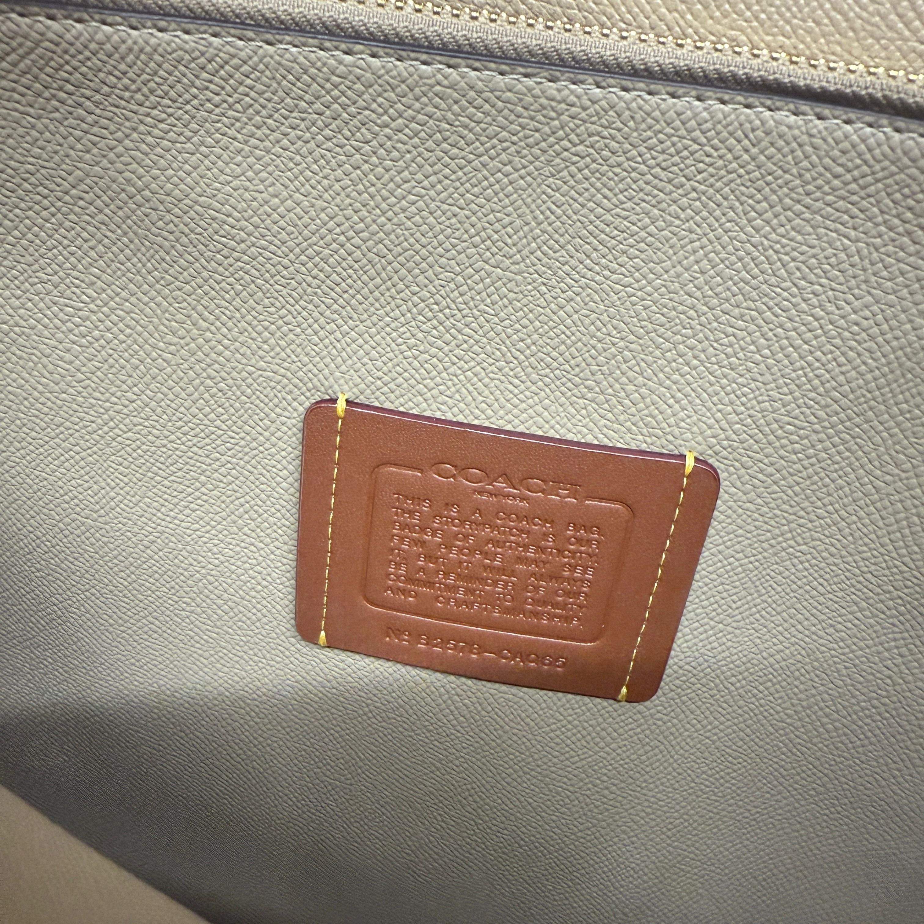 coach Mollie Tote Bag With Strawberry Print caq65