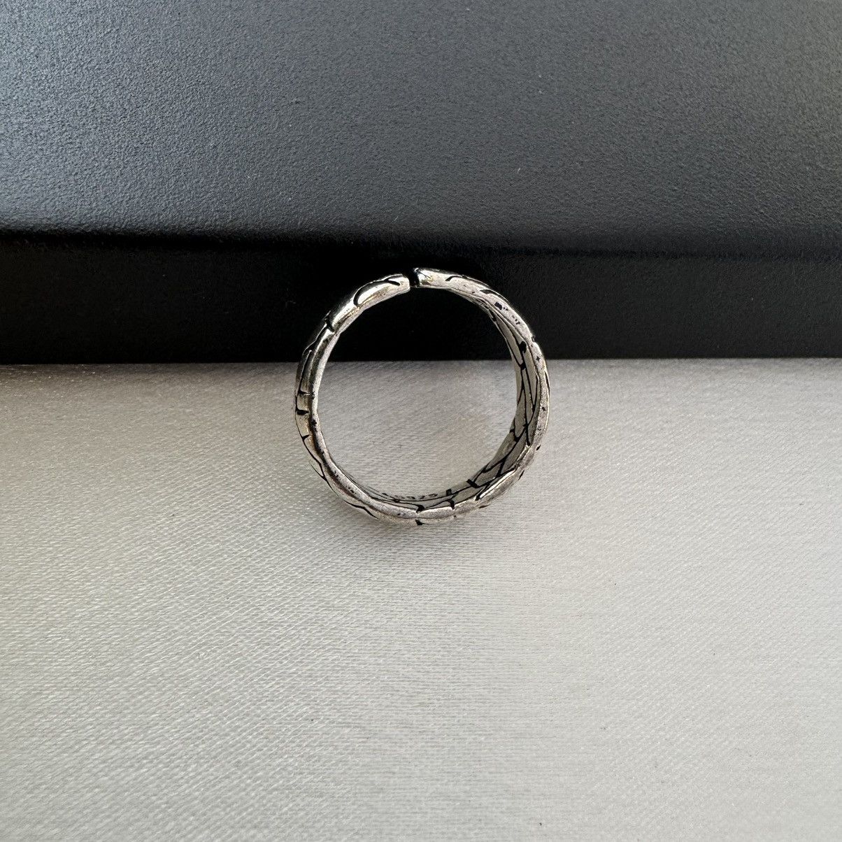 Other Crack Pattern Open Ring for Men Women,Hip Hop Unisex Style Size ONE SIZE - 3 Thumbnail