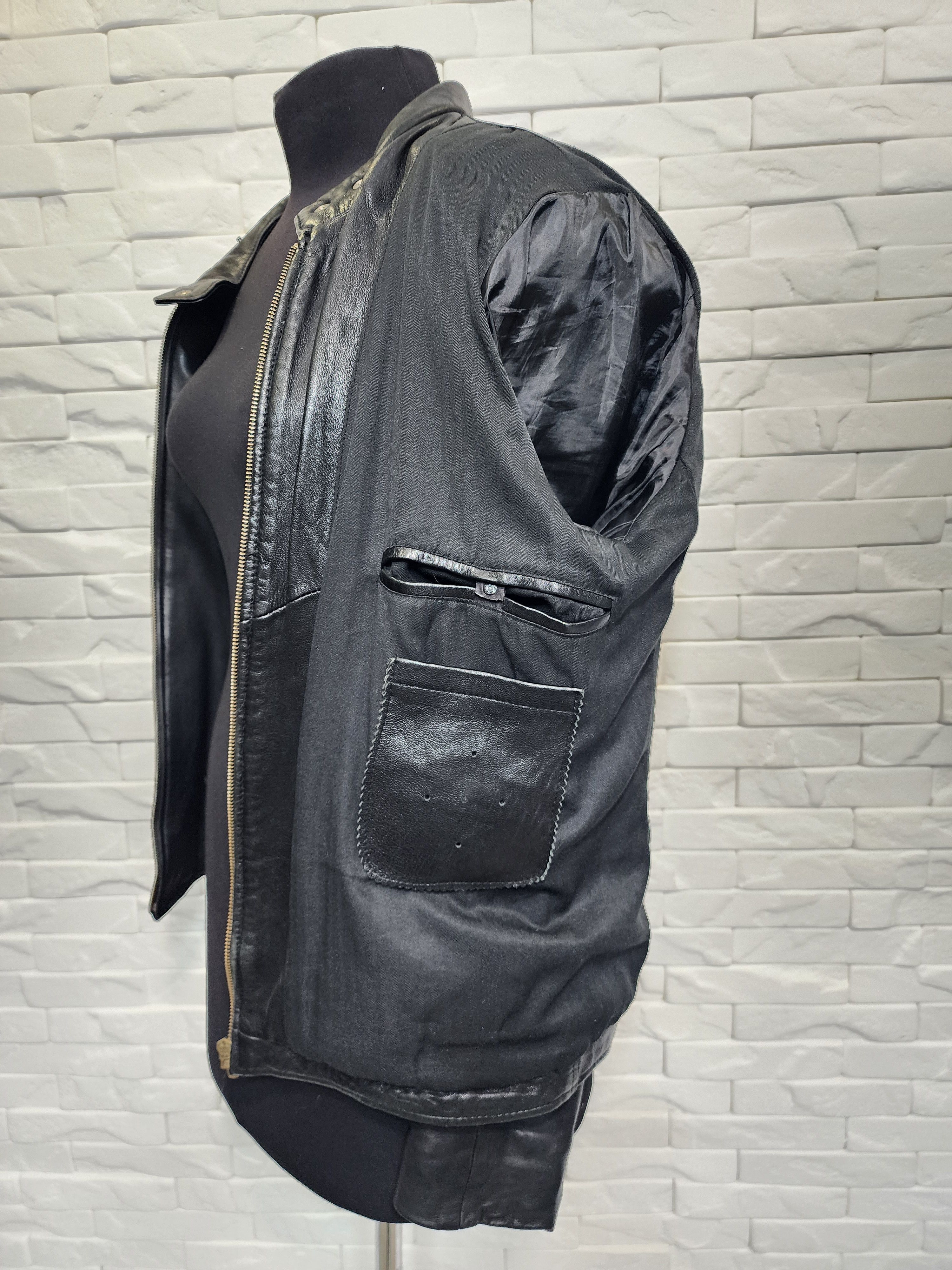 Genuine Leather Men's Black Leather Sport Jacket: Metal Zipper Detail Size US L / EU 52-54 / 3 - 11 Thumbnail