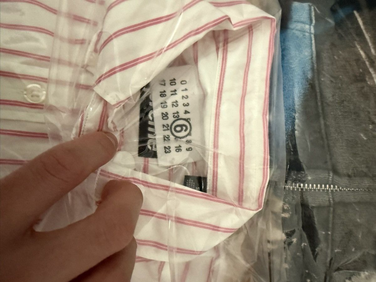 Maison Margiela × Supreme Supreme MM6 Maison Margiela Stripe Shirt pink size small Size US S / EU 44-46 / 1 - 2 Thumbnail