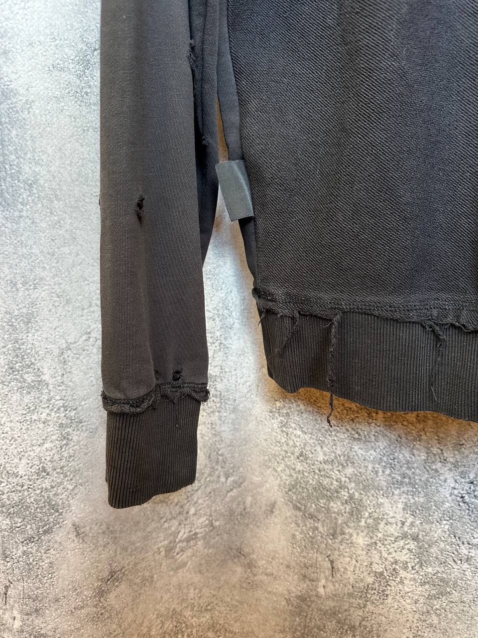 Versace Jeans Couture Versace Jeans Couture Felpa Distressed Sweatshirt Embossed Size US M / EU 48-50 / 2 - 12 Thumbnail