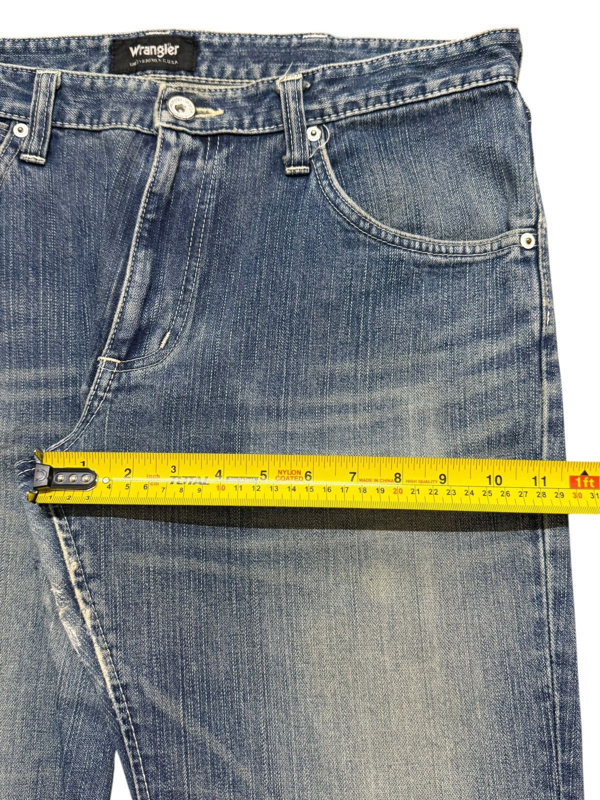 Wrangler Vintage 90s Wrangler Blue Faded Wash Wide Leg Bootcuts Jeans Size US 36 / EU 52 - 15 Thumbnail