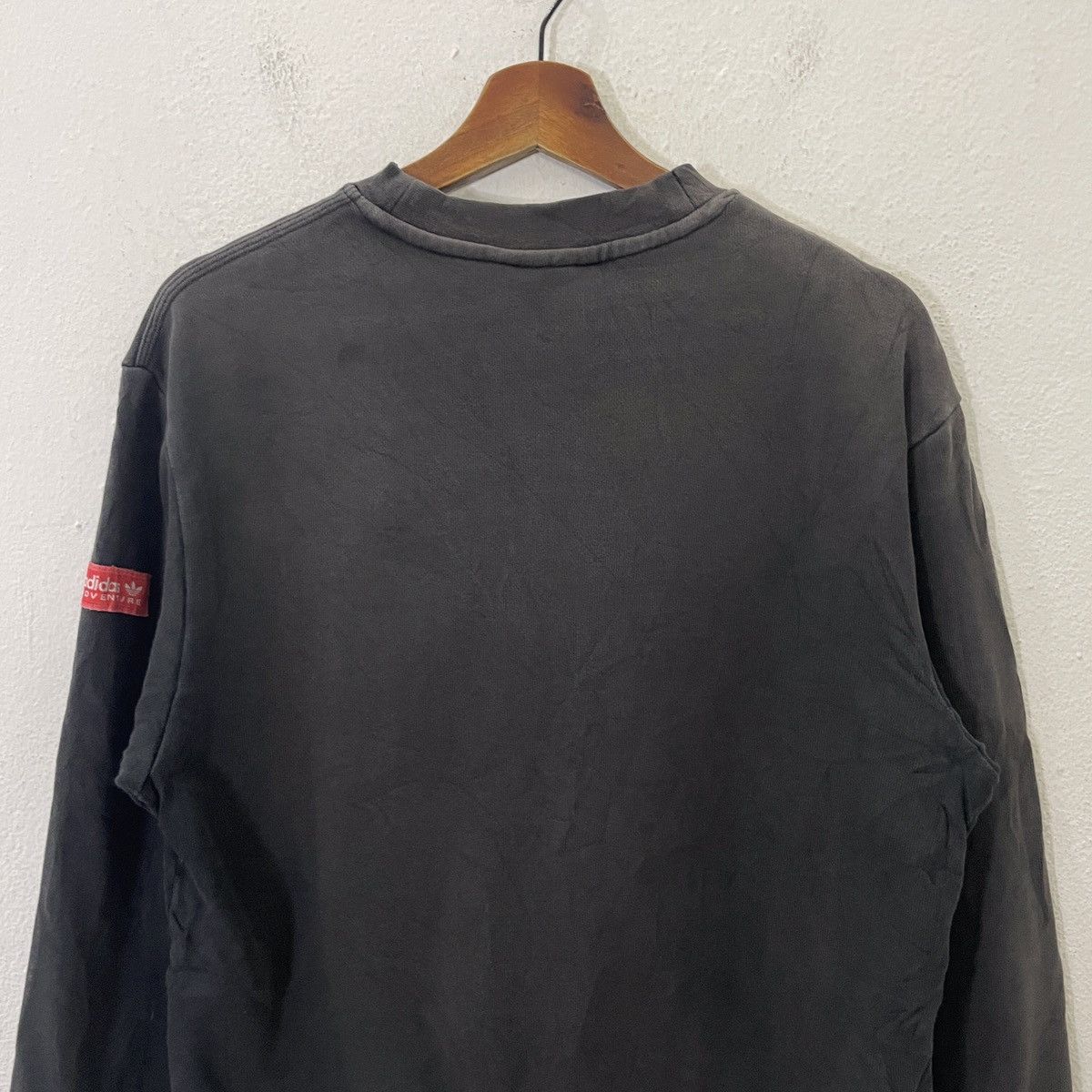 Adidas Vintage Y2k Adidas Faded Sweatshirt Size US M / EU 48-50 / 2 - 12 Thumbnail