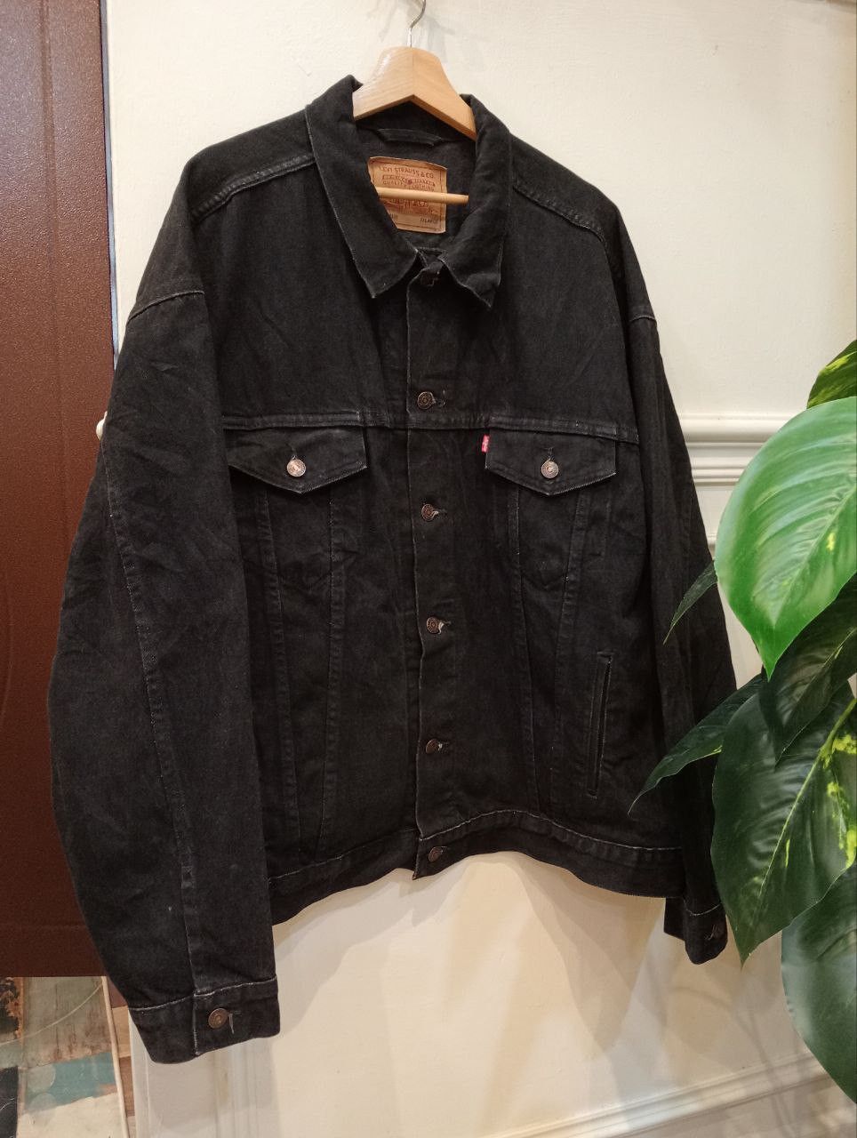 チ*リ様 90s Levi's 70507 black denim jacket RARE VINTAGE 90s LEVI'S 70507 BLACK DENIM JACKET - SIZE XXL