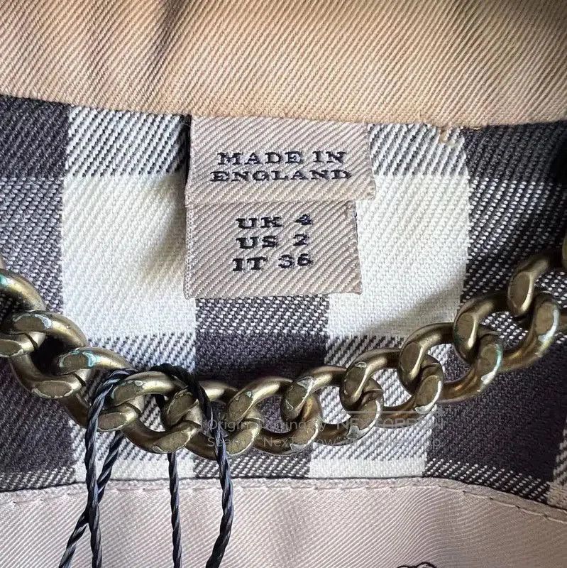 Burberry Burberry Khaki Cotton Women's Trench Coat. Size M / US 6-8 / IT 42-44 - 5 Thumbnail