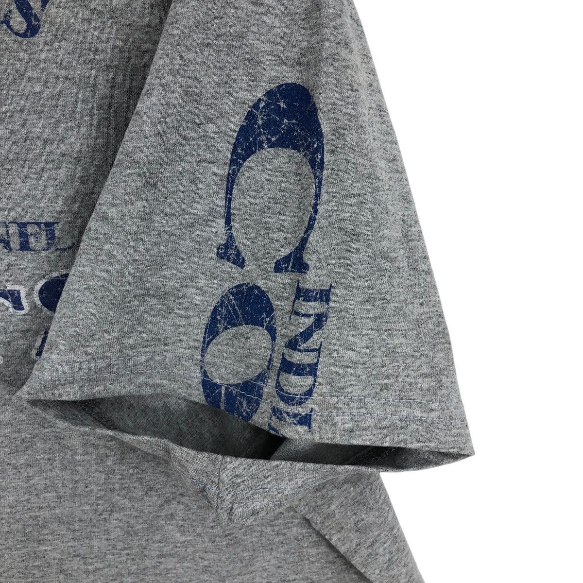 Vintage Vintage Indiana Polis COLTS Tee Shirt Size US L / EU 52-54 / 3 - 3 Thumbnail