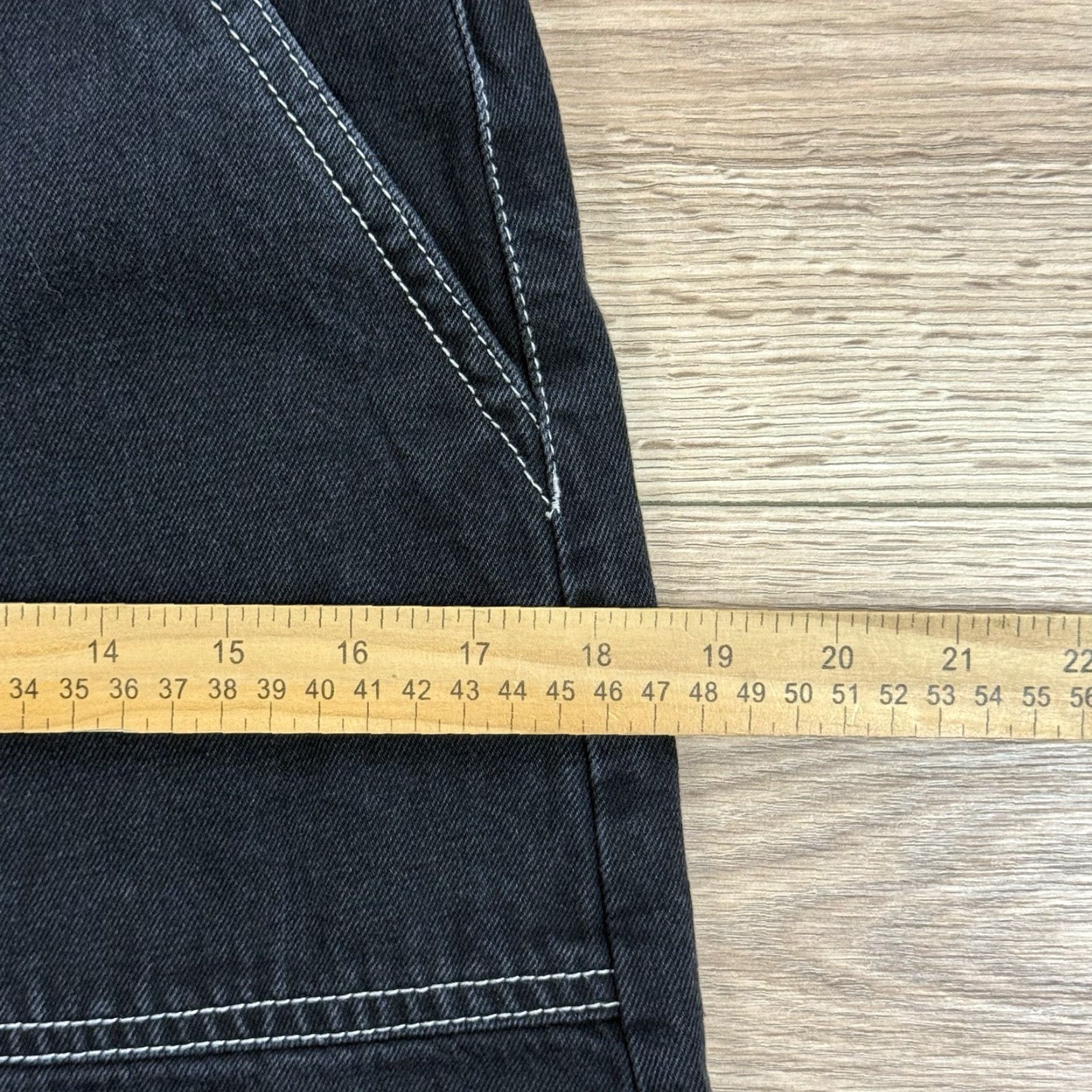 Forever 21 Forever 21 Black Denim Mini Skirt Womens Medium With Pockets Size 32" / US 10 / IT 46 - 7 Thumbnail
