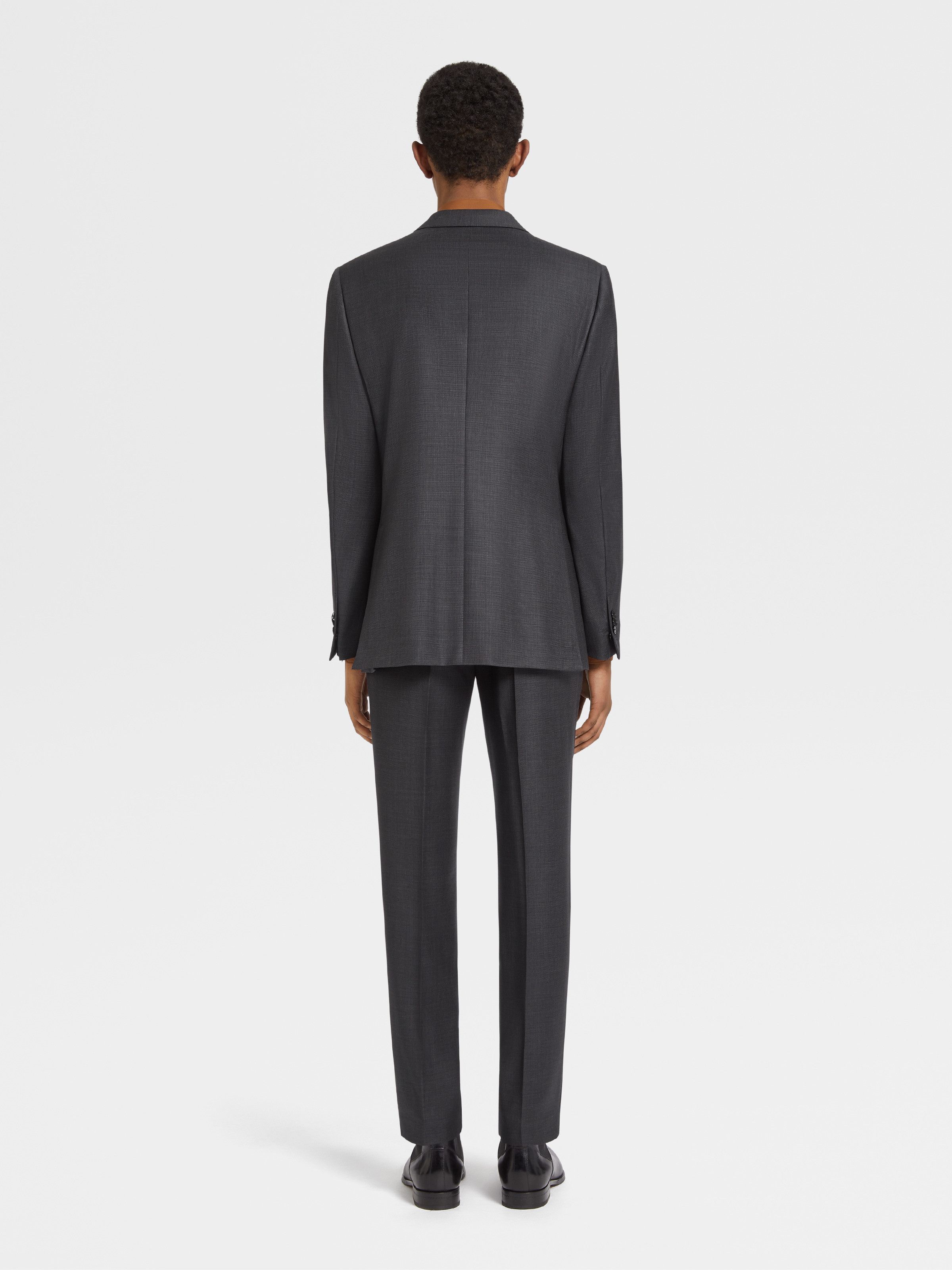 Ermenegildo Zegna o1s1rm0225 R8CS011A8 Suit in Dark Grey Size US M / EU 48-50 / 2 - 4 Thumbnail