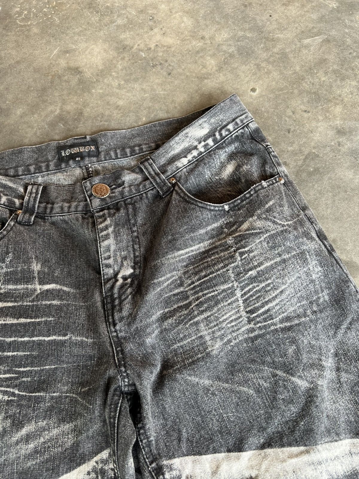 Japanese Brand Vintage Lowbox Short Jean Size US 32 / EU 48 - 9 Thumbnail