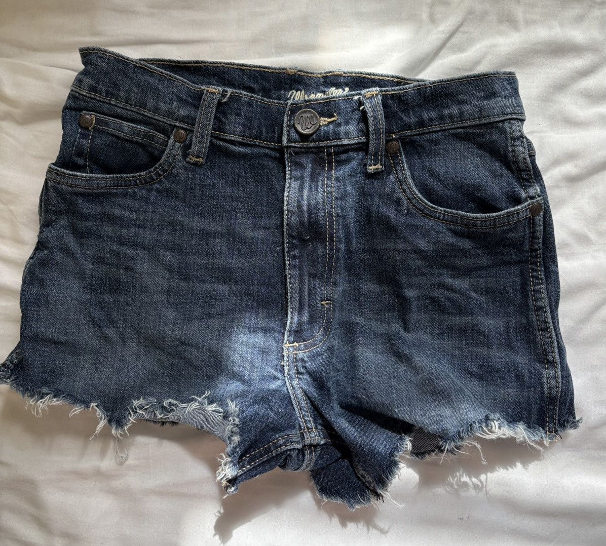 Wrangler Wrangler cut off denim shorts W26 Size 26" / US 2 / IT 38 - 1 Thumbnail