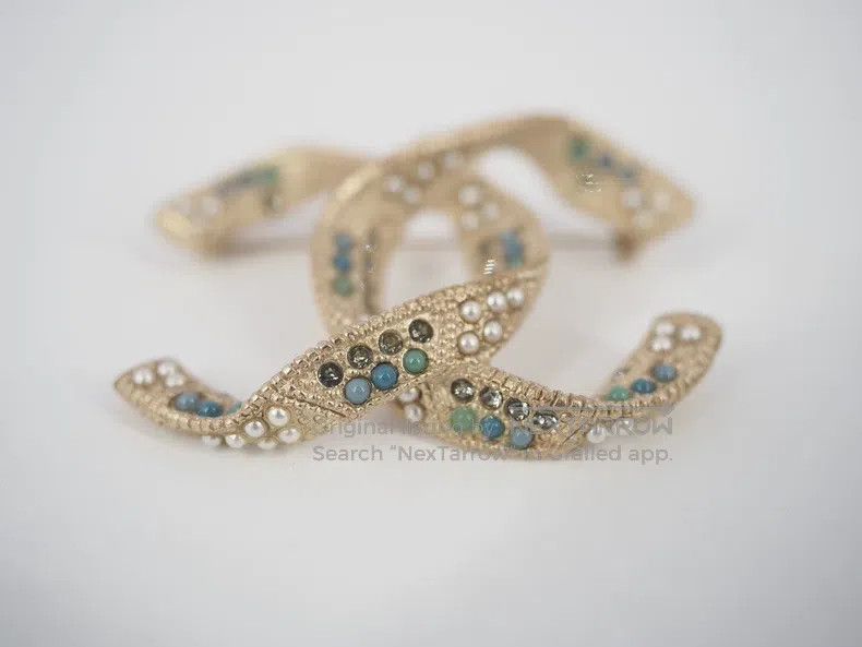 Chanel Chanel Brooch Size ONE SIZE - 2 Thumbnail
