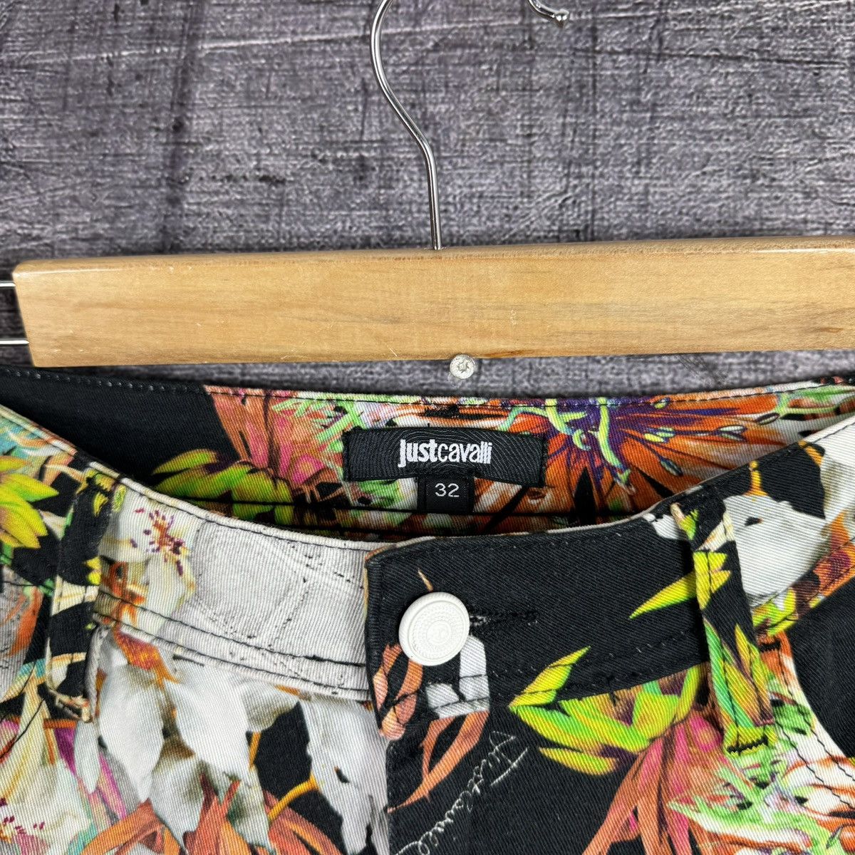 Just Cavalli RARE Just Cavalli animal floral print multicolor pants jeans Size US 32 / EU 48 - 7 Thumbnail