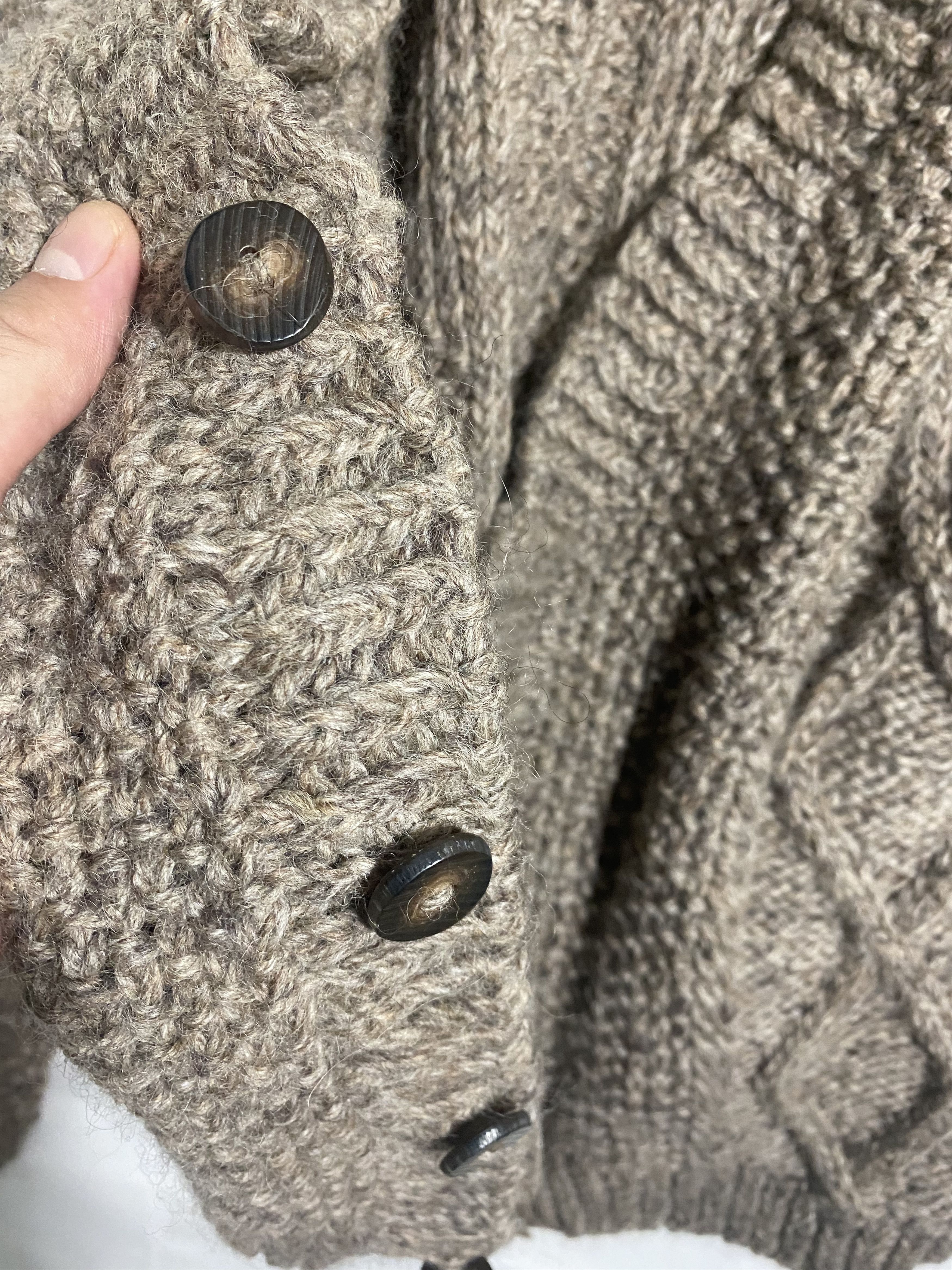 Aran Isles Knitwear Knitwear button Size US XL / EU 56 / 4 - 6 Thumbnail
