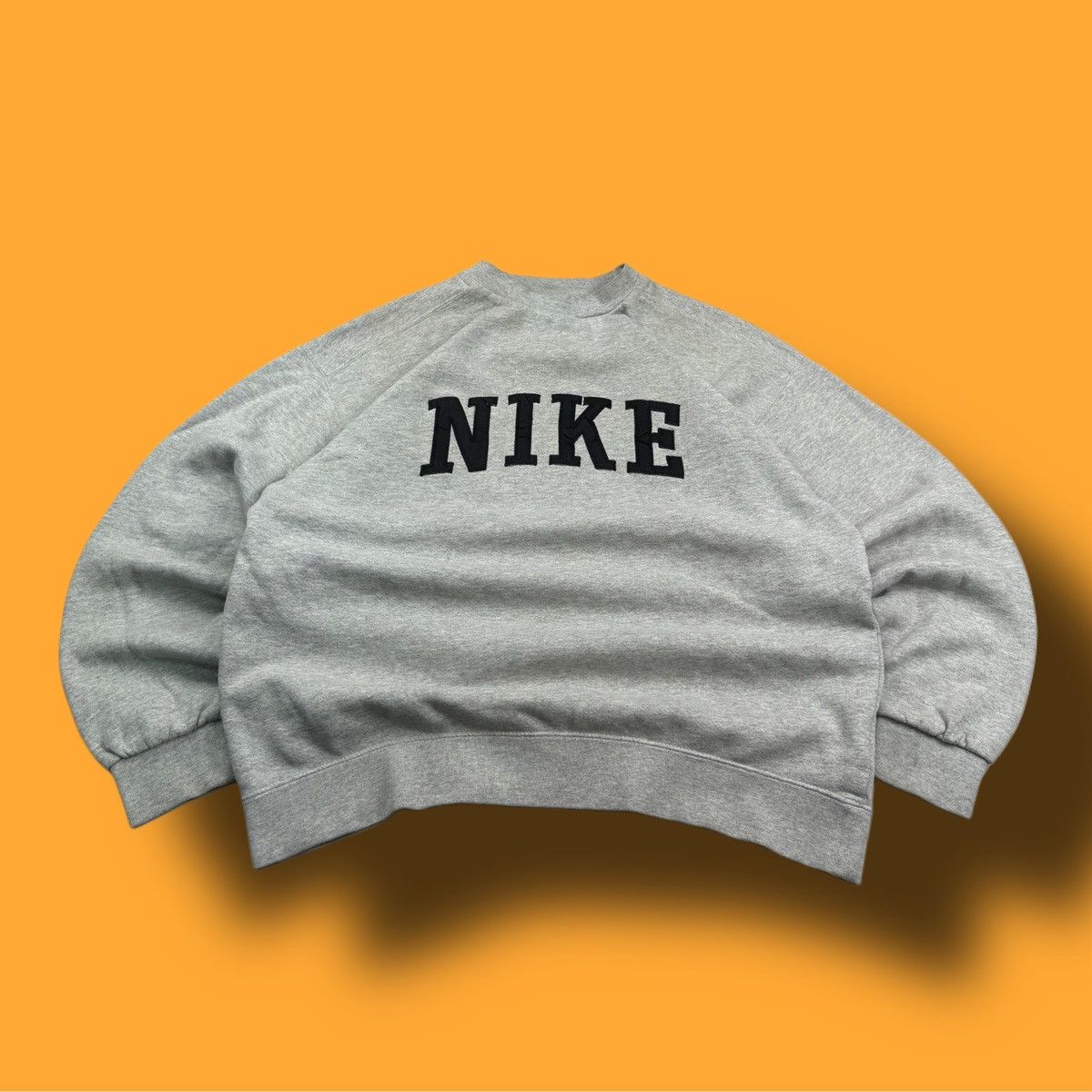 Nike × Vintage NIKE VINTAGE CENTER LOGO OVERSIZE BOXY SWEATSHIRT Size US L / EU 52-54 / 3 - 1 Thumbnail