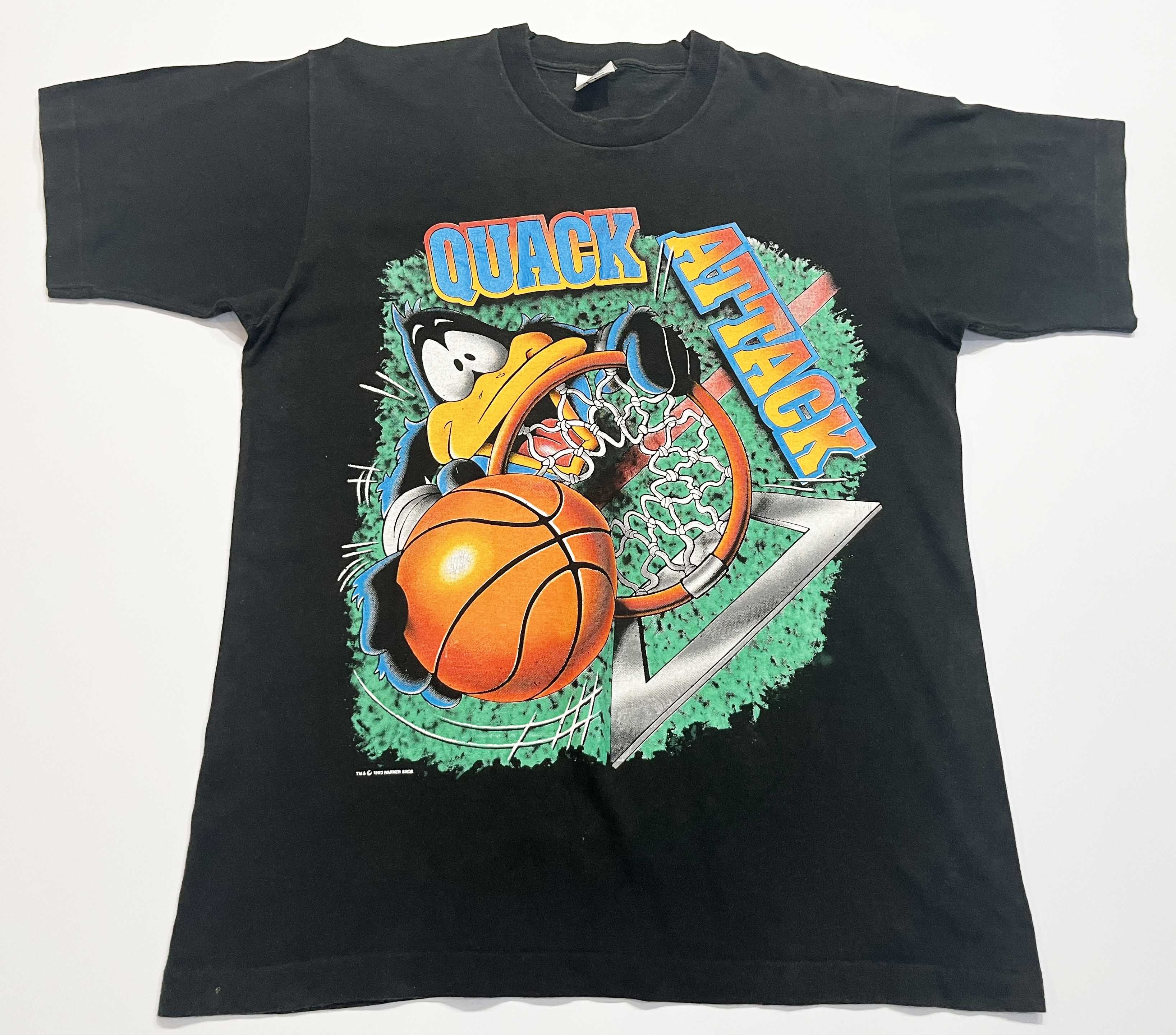Vintage Vintage TAG 1993 Quack Attack Basketball T-Shirt Size US M / EU 48-50 / 2 - 1 Thumbnail