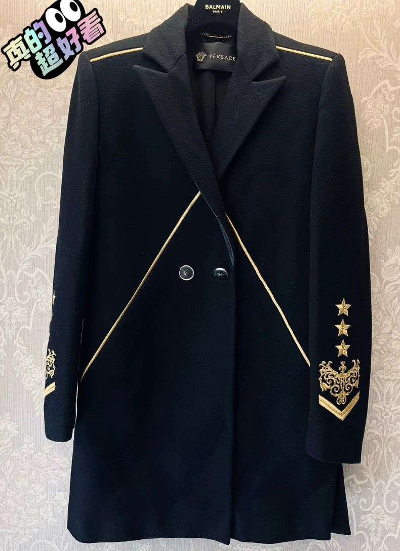 Versace Versace Black embroidered coat coat Size US M / EU 48-50 / 2 - 1 Thumbnail