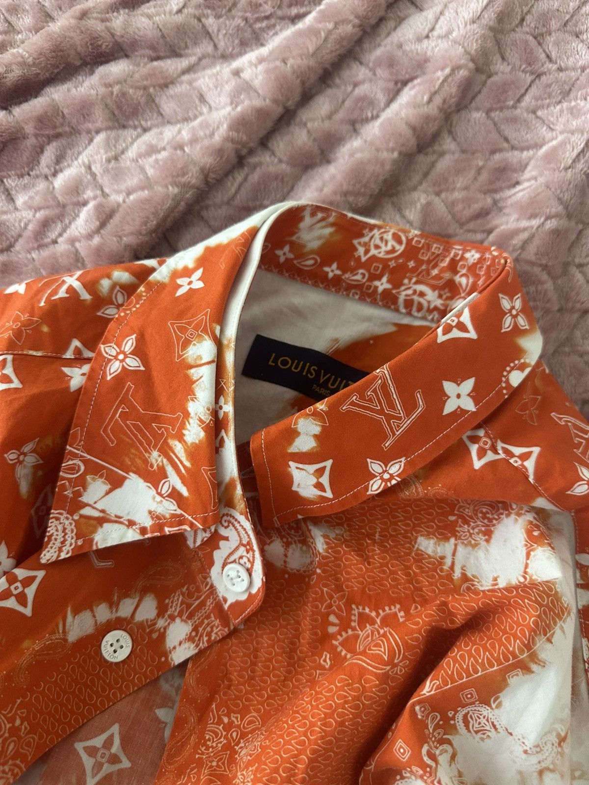 Louis Vuitton Authentic Louis Vuitton Monogram Bandana Button‑Down Shirt Size US S / EU 44-46 / 1 - 12 Thumbnail