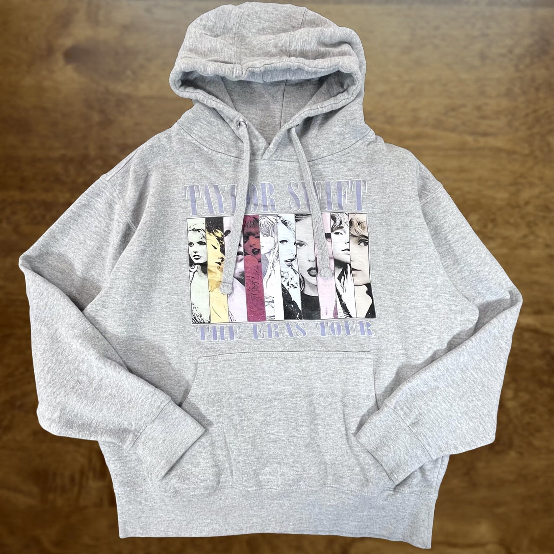 Vintage Taylor Swift Hoodie Womens Medium The Eras Tour Concert Pullover Music Sweater Size M / US 6-8 / IT 42-44 - 1 Thumbnail