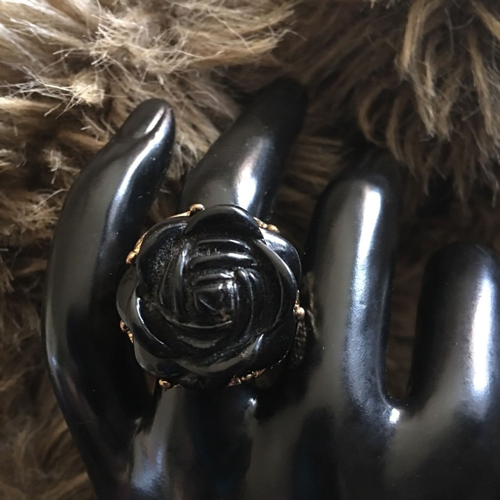 Vintage Vintage 80s black rose antique gold filigree ring Size ONE SIZE - 2 Thumbnail