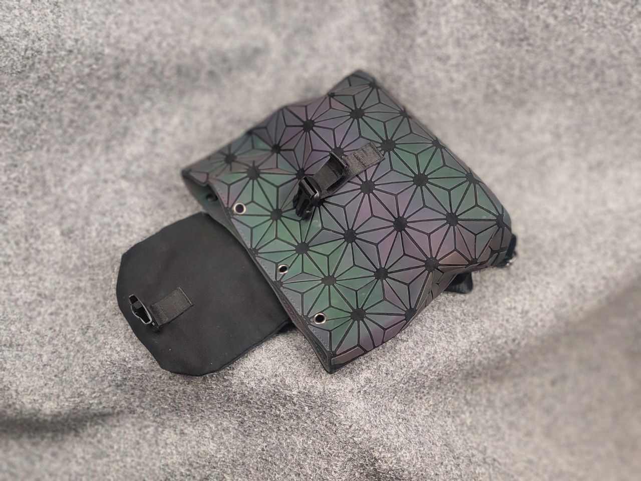 Issey Miyake Issey Miyake Bao Bao Japan Geometric Prism PVC Backpack Size ONE SIZE - 12 Thumbnail