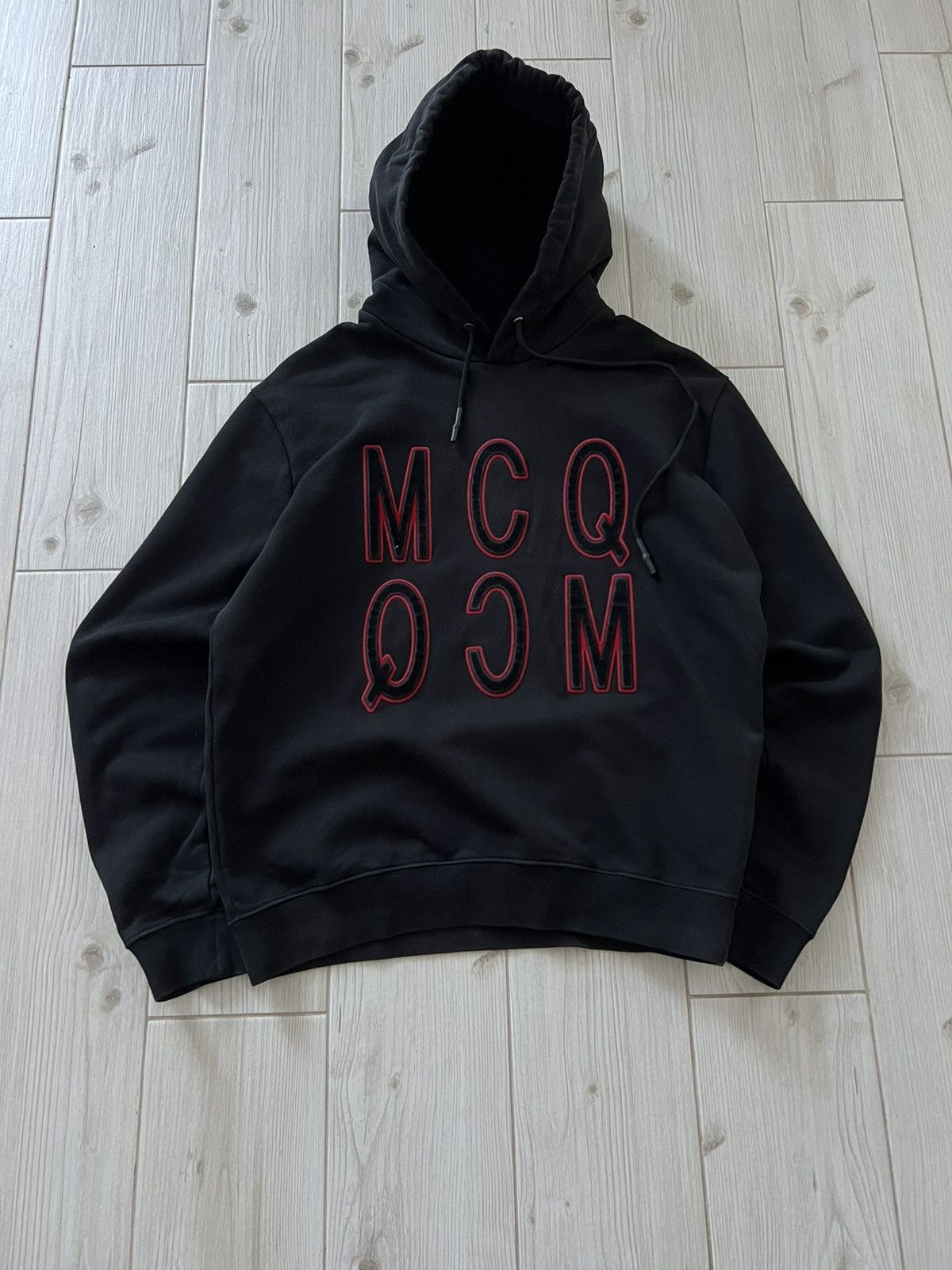Alexander McQueen MCQ Alexander McQueen Hoodie Logo Reverse Vintage Size US S / EU 44-46 / 1 - 7 Thumbnail
