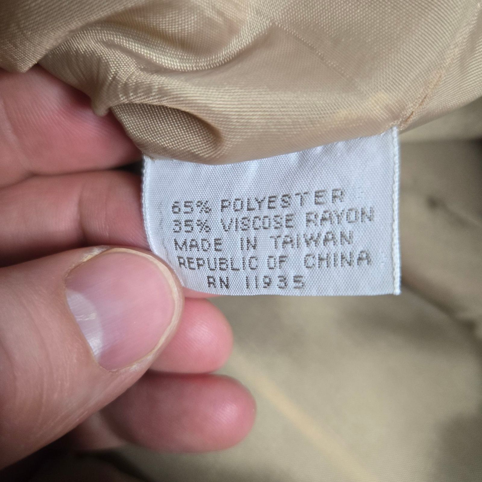Vintage Vintage Beige Windowpane Plaid Power Suit Blazer Size 8 Size M / US 6-8 / IT 42-44 - 7 Thumbnail