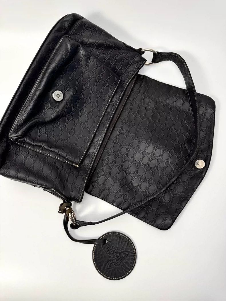 Vivienne Westwood Vivienne Westwood Black embossed leather postman's bag Size ONE SIZE - 3 Thumbnail