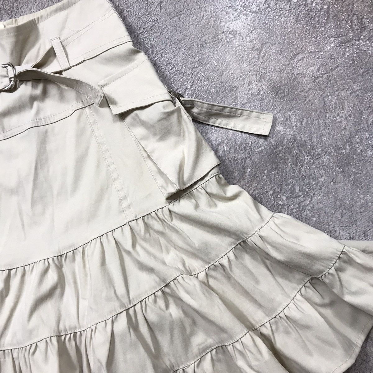Vintage Vintage Y2K Ruched Midi Skirt Coquette Streetwear Tapered 25 Size 25" / US 0 / IT 36 - 4 Thumbnail