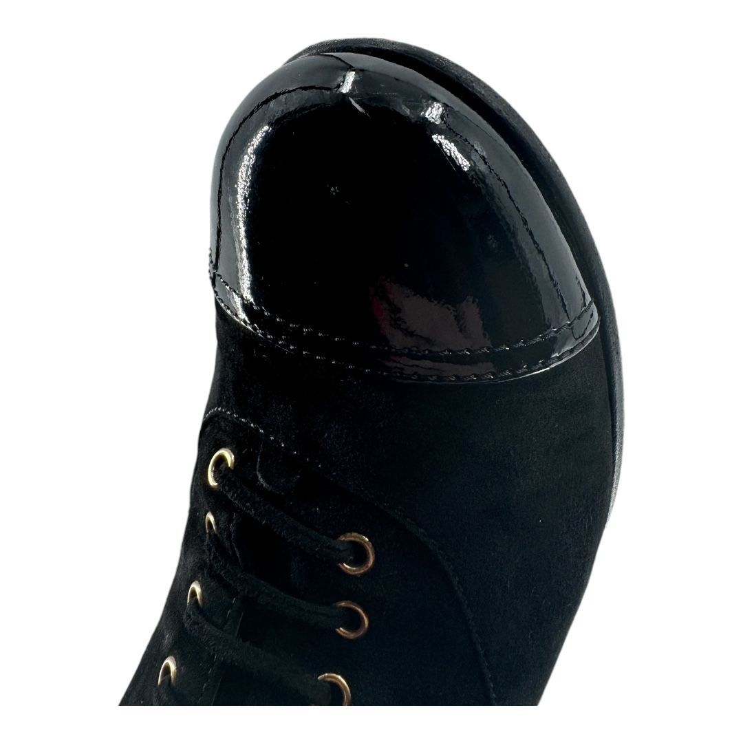 Chanel Chanel Suede Pearl CC Logo Patent Cap Toe Short Boots Size US 10 / IT 40 - 13 Thumbnail
