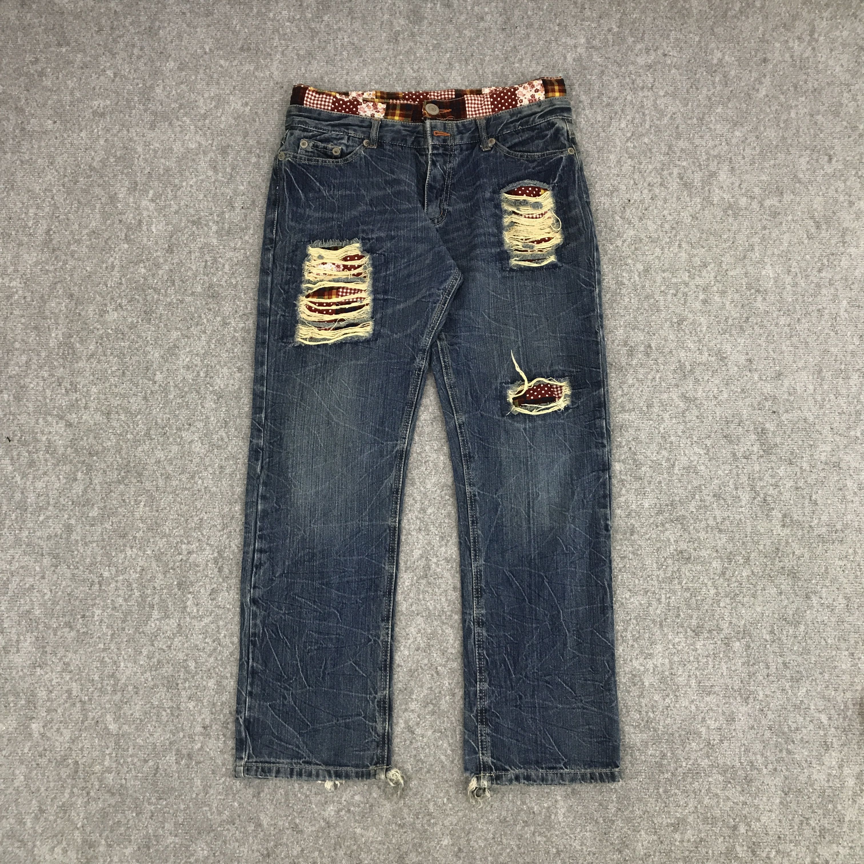 Japanese Brand JAPANESE BRAND DISTRESSED DENIM PATCHWORK JEANS Size US 30 / EU 46 - 1 Thumbnail