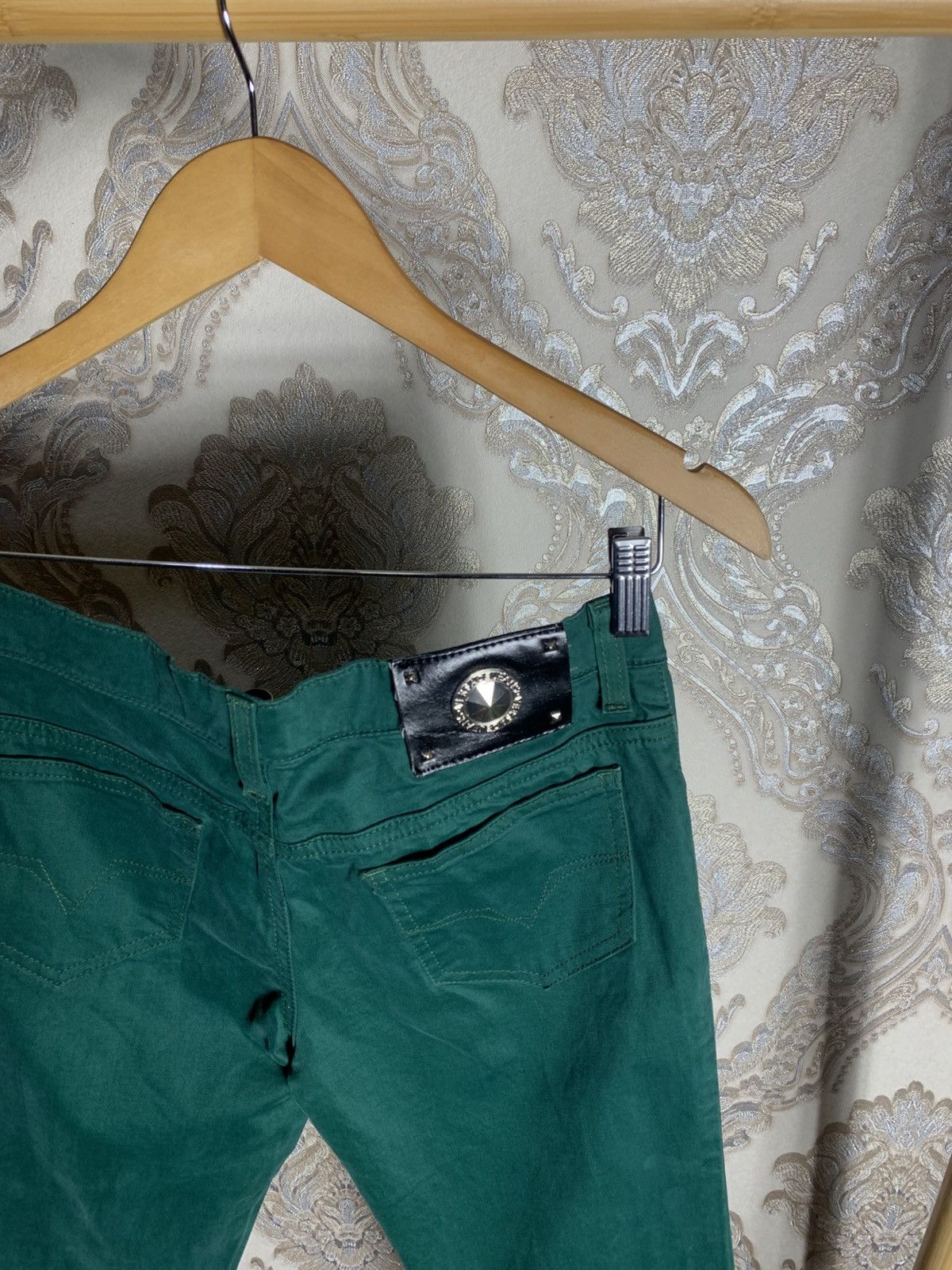 Versus Versace VERSACE JEANS COUTURE ITALIAN DESIGNER CLASSIC PANTS Y2K 90s Size 27" / US 4 / IT 40 - 7 Thumbnail