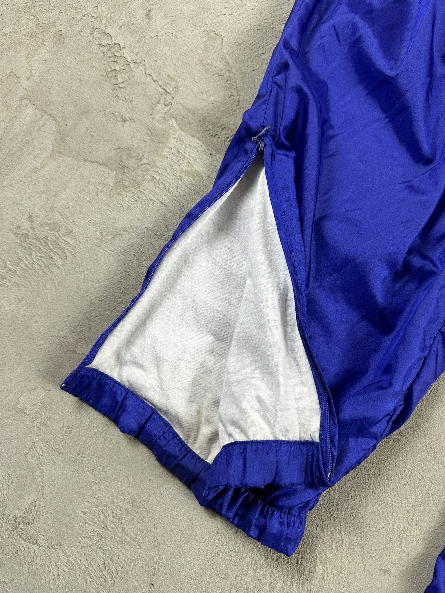 Nike 80s Vintage Nike Baggy Oversized Nylon Trackpants Size US 40 / EU 56 - 5 Thumbnail