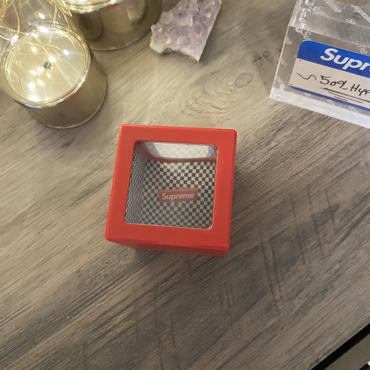 Supreme Supreme Illusion Coin Bank Size ONE SIZE - 3 Thumbnail