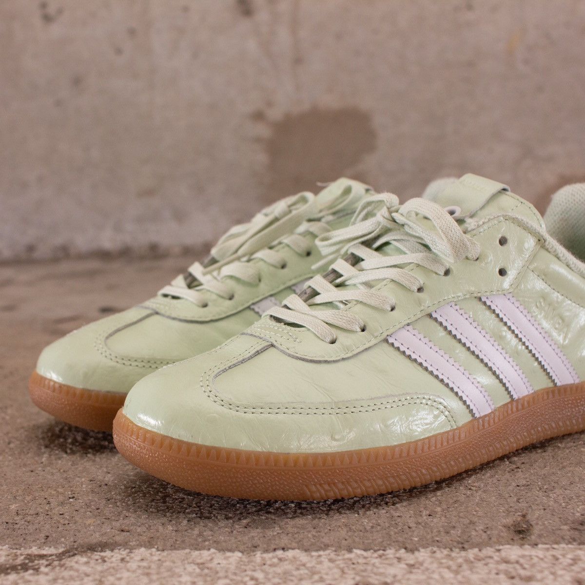 image of Adidas Men's White Naked X Samba 'waves Pack' Us 8 Shoes in Green