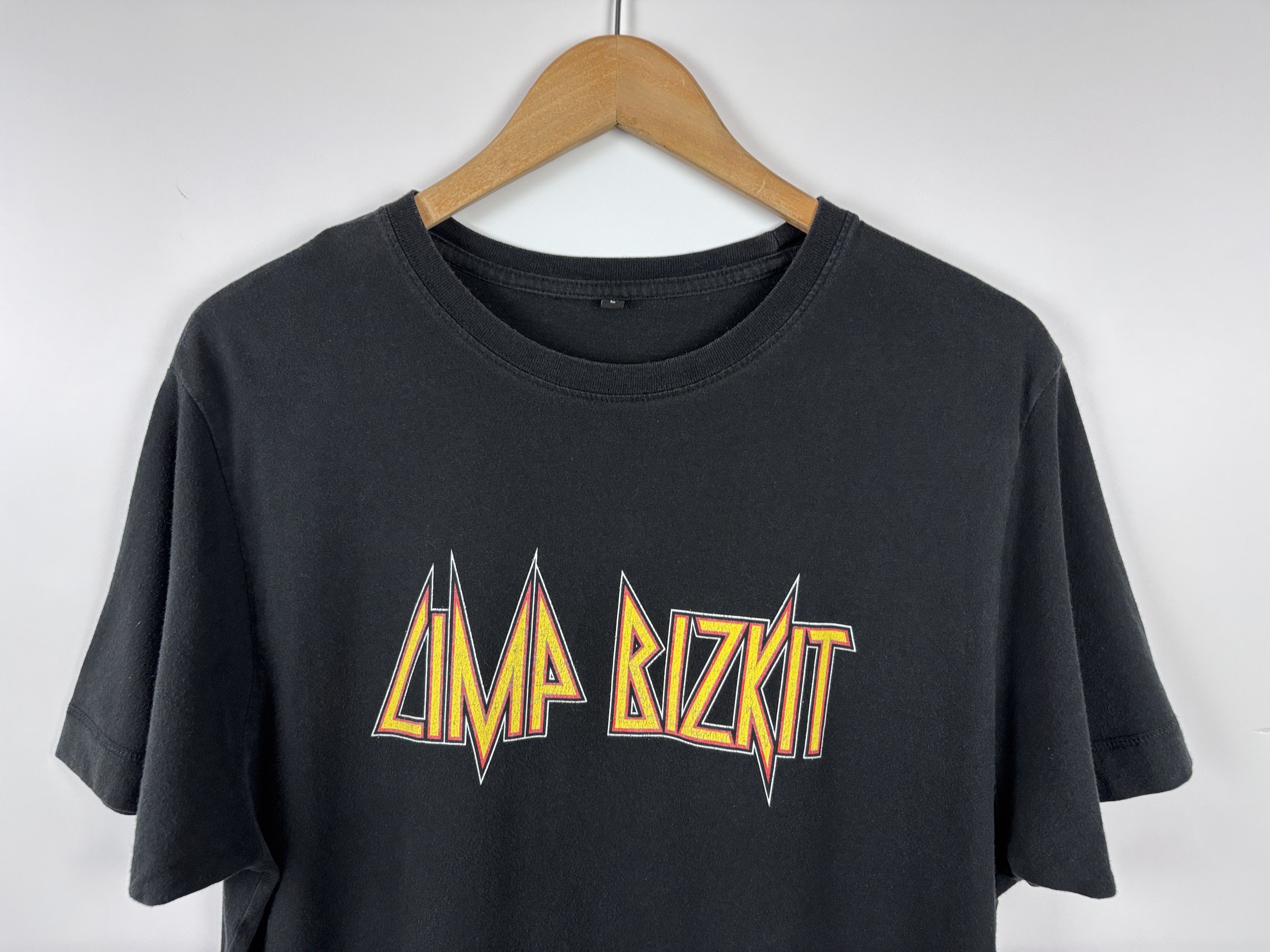 Band Tees × Vintage Vintage Limp Bizkit Unfollow Tour Rock Band T-Shirt L Size US L / EU 52-54 / 3 - 2 Thumbnail